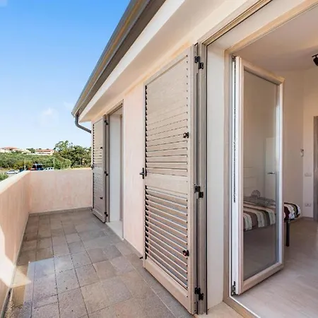 Rosa Apartament SantʼAnna Arresi