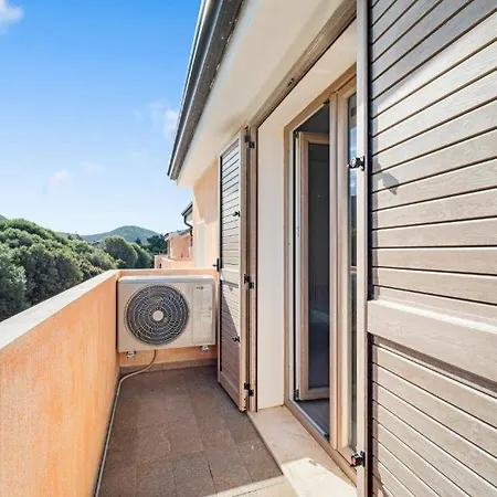 Rosa דירה SantʼAnna Arresi